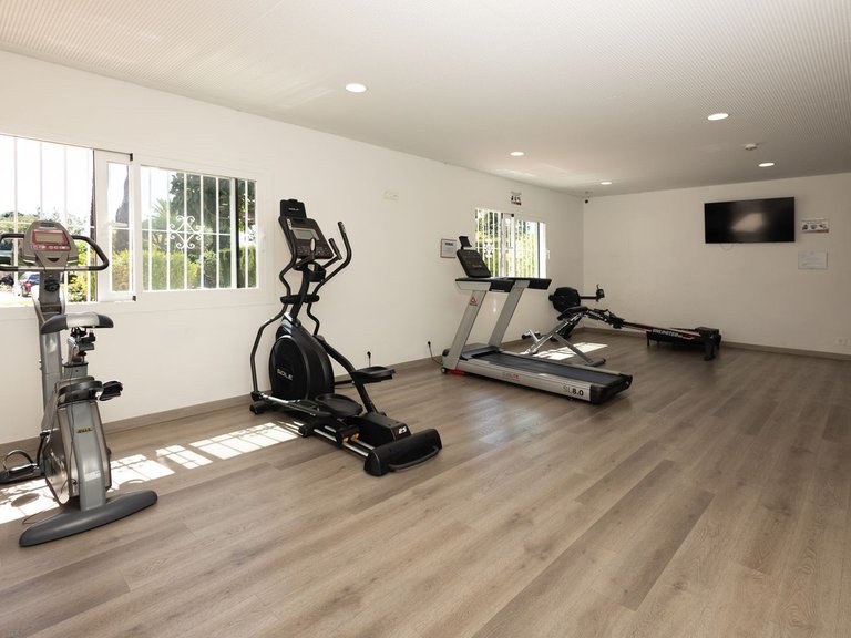 Apartment for Sale in Nueva Andalucía, Malaga 40
