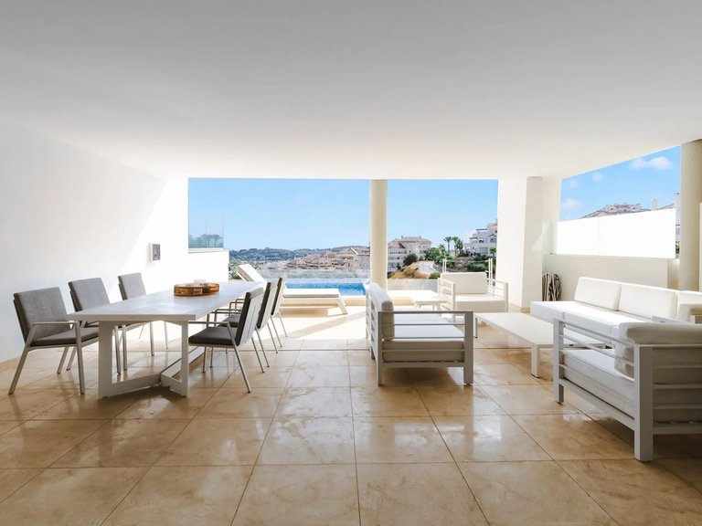 Apartment for Sale in Nueva Andalucía, Malaga 10