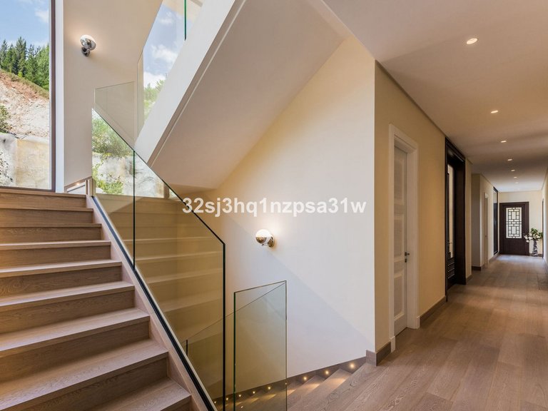 Villa for Sale in Benahavís, Malaga 19