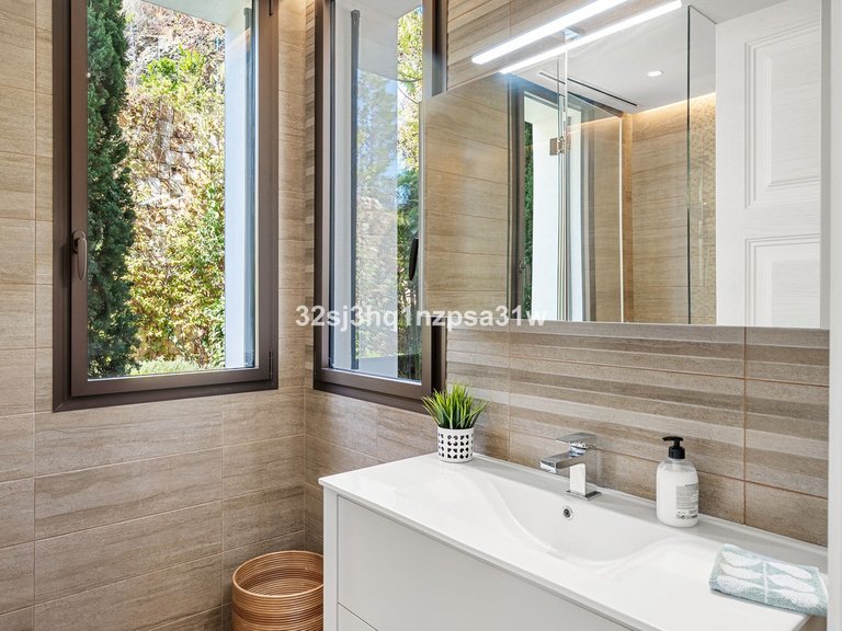 Villa for Sale in Benahavís, Malaga 22
