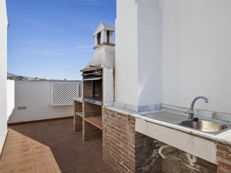 Villa for Sale in Bel Air, Malaga 33