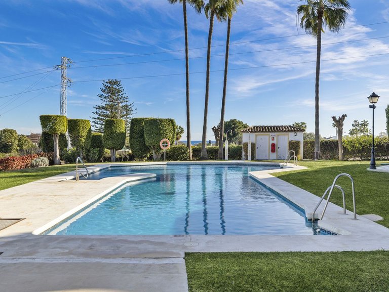 Villa for Sale in Bel Air, Malaga 35