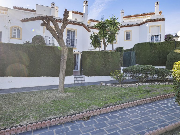 Villa for Sale in Bel Air, Malaga 39