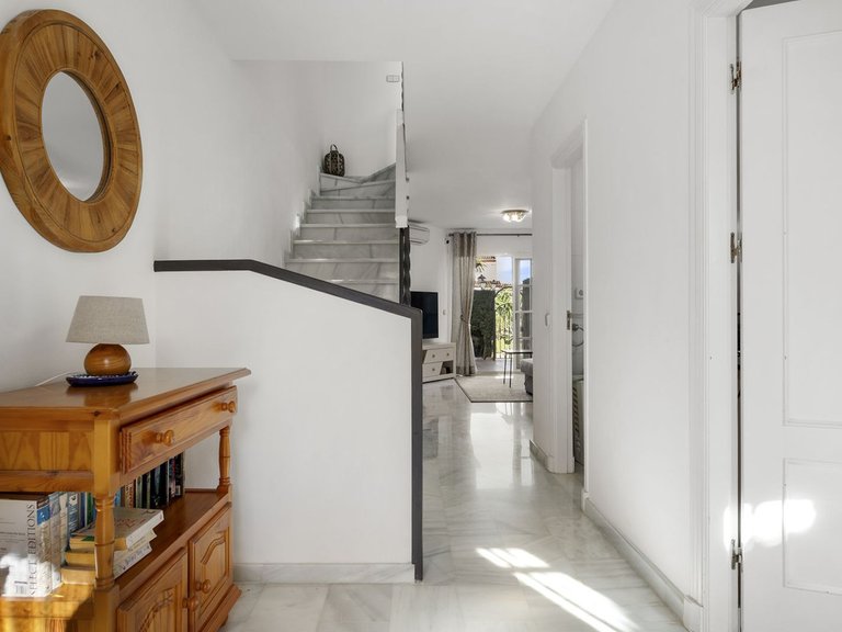 Villa for Sale in Bel Air, Malaga 4
