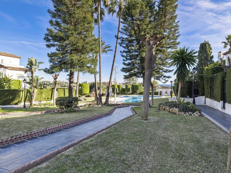 Villa for Sale in Bel Air, Malaga 42