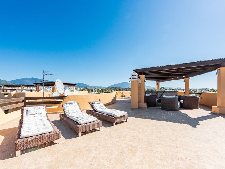Apartment for Sale in Costalita, Malaga 8