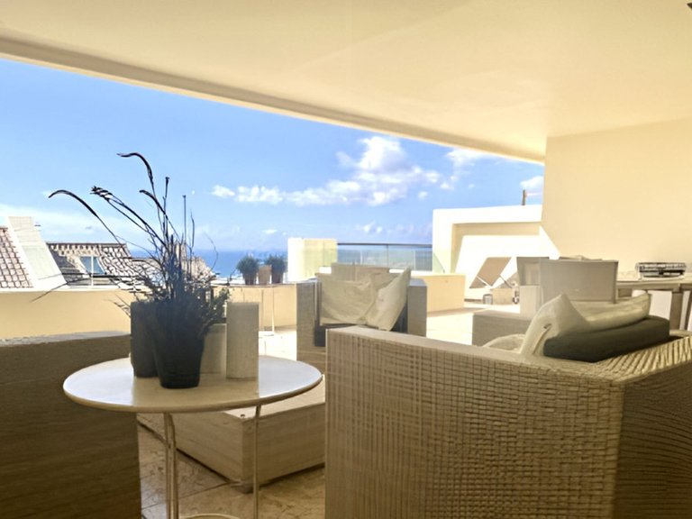 Apartment for Sale in Altos De Los Monteros, Malaga 2