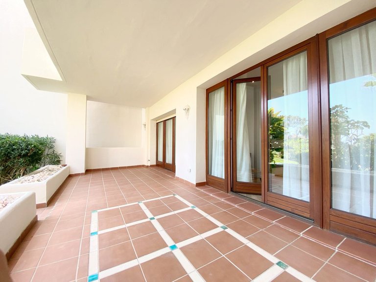 Apartment for Sale in New Golden Mile, Malaga 21
