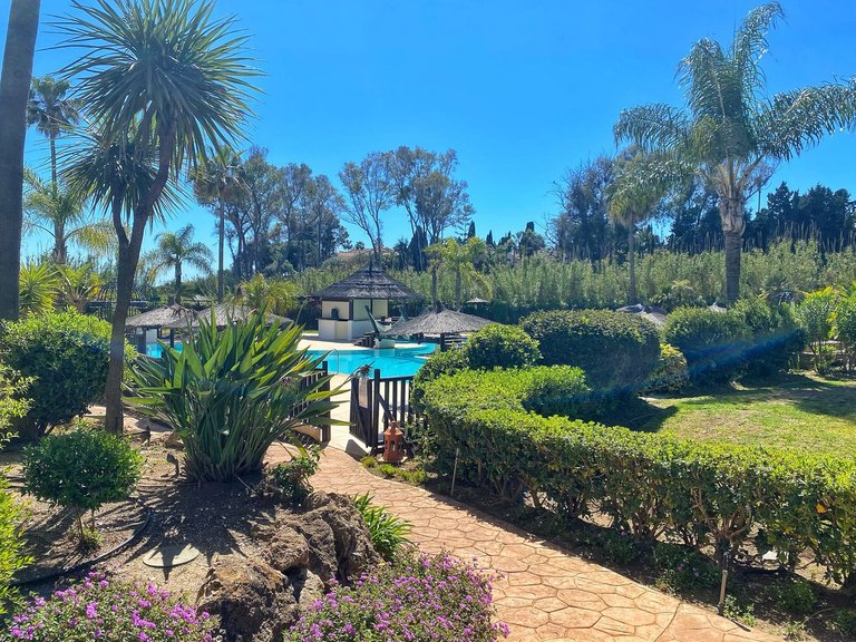 Apartment for Sale in New Golden Mile, Malaga 22
