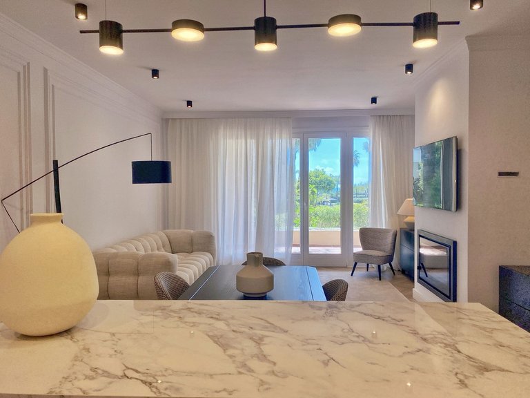 Apartment for Sale in New Golden Mile, Malaga 6