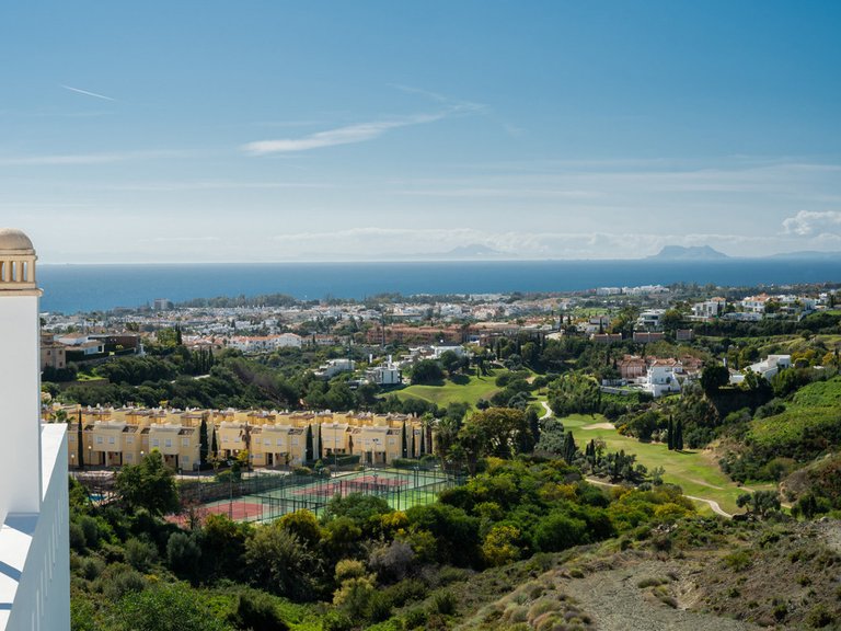 Apartment for Sale in Benahavís, Malaga 28