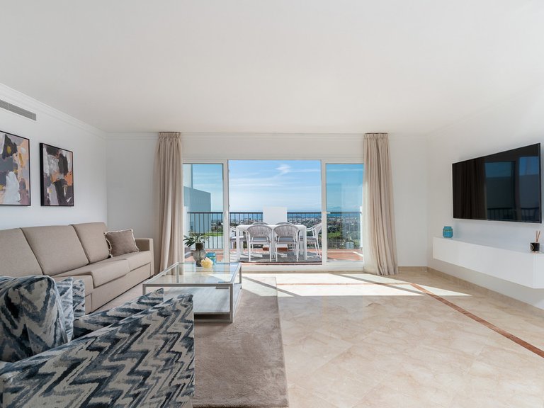 Apartment for Sale in Benahavís, Malaga 6