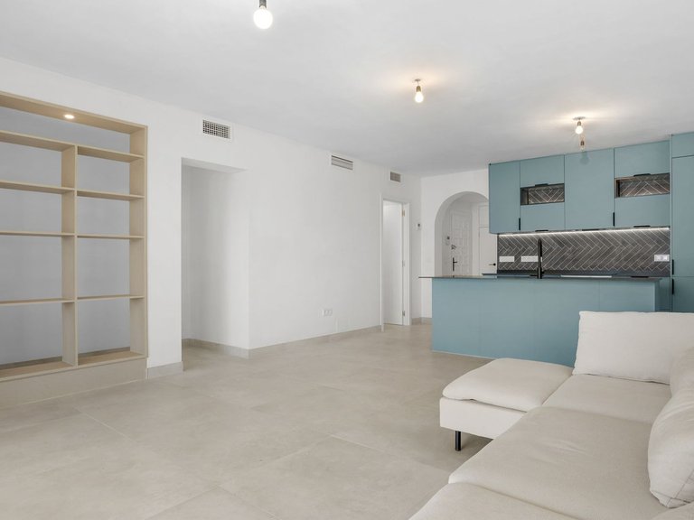 Apartment for Sale in Nueva Andalucía, Malaga 7
