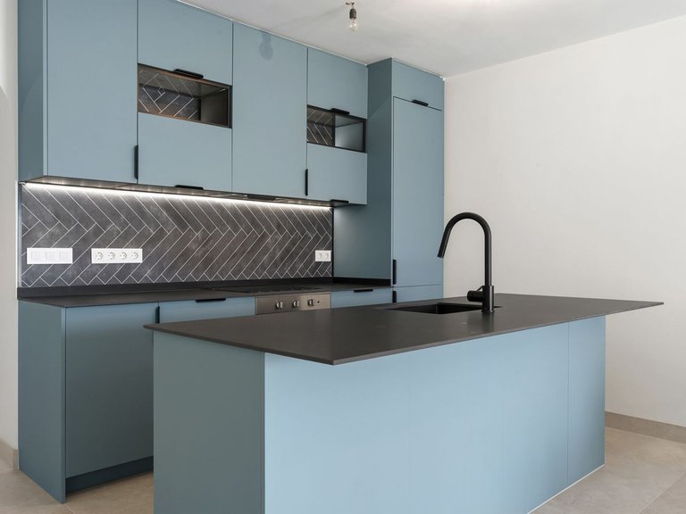 Apartment for Sale in Nueva Andalucía, Malaga 9