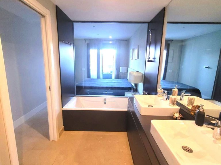 Apartment for Sale in Selwo, Malaga 11