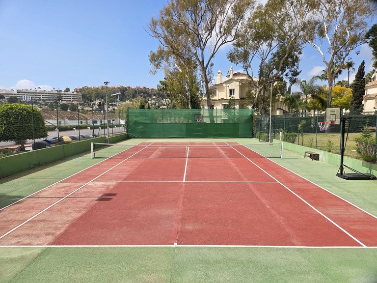 Villa for Sale in Nueva Andalucía, Malaga 33