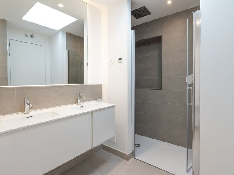 Villa for Sale in Benalmadena Pueblo, Malaga 11