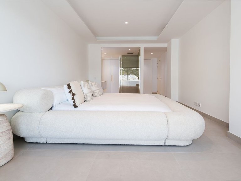 Villa for Sale in Benalmadena Pueblo, Malaga 12