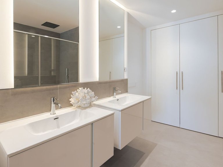Villa for Sale in Benalmadena Pueblo, Malaga 17