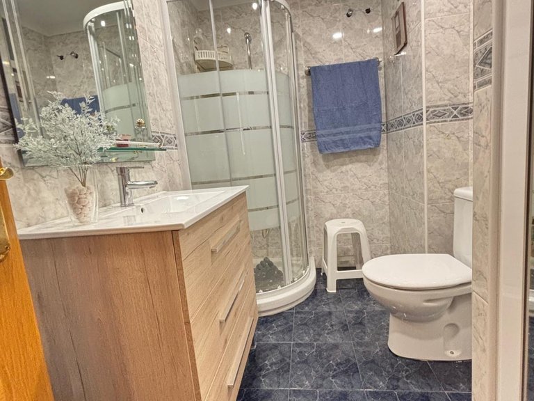 Apartment for Sale in Málaga, Malaga 15