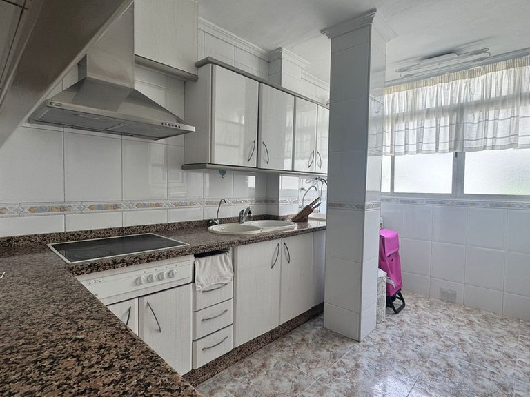 Apartment for Sale in Málaga, Malaga 16