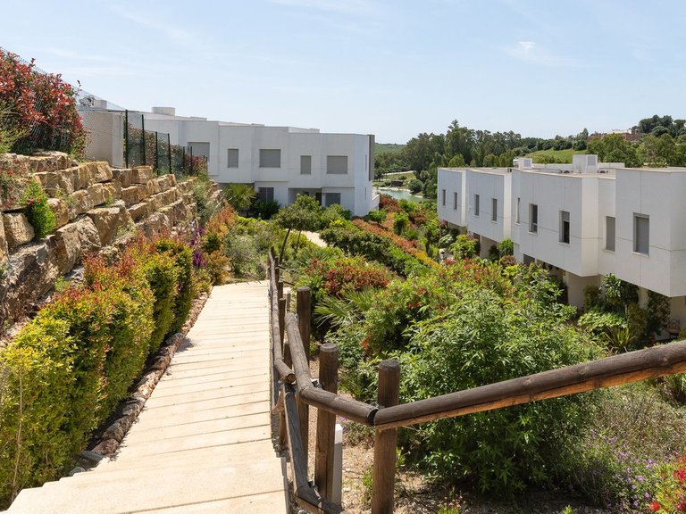 Villa for Sale in Estepona, Malaga 31