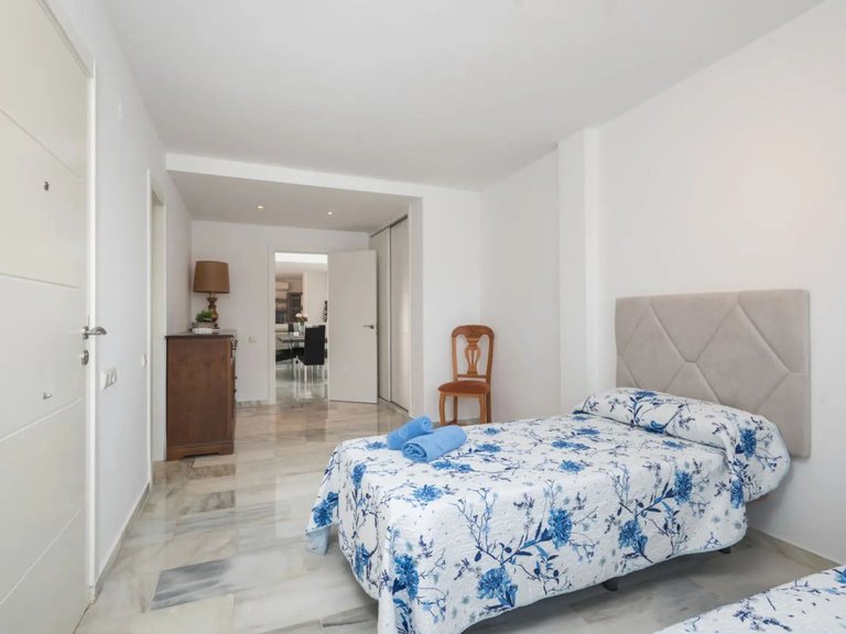 Town House for Sale in Atalaya, Malaga 14