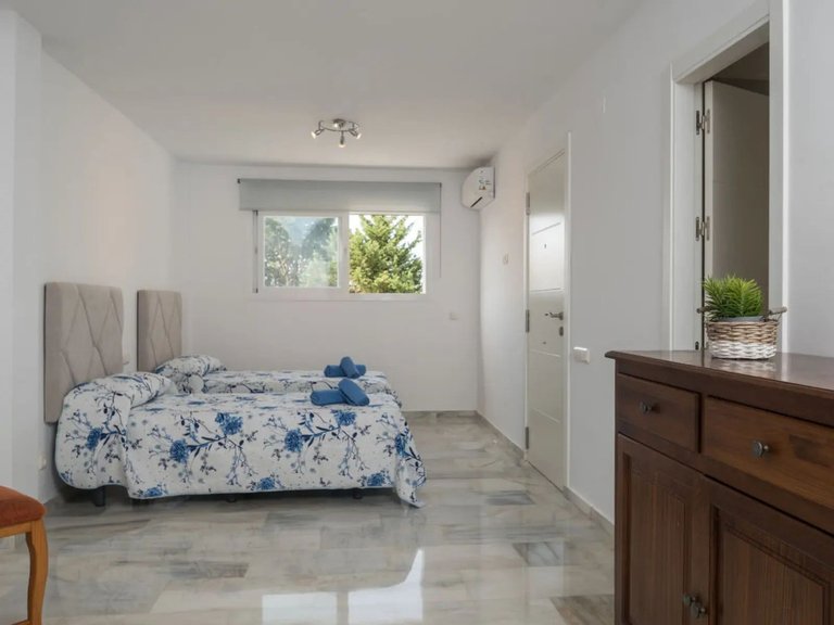 Town House for Sale in Atalaya, Malaga 15
