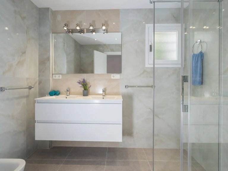 Town House for Sale in Atalaya, Malaga 17