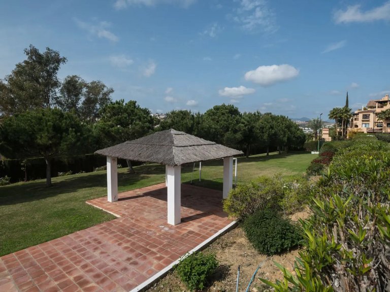 Town House for Sale in Atalaya, Malaga 22