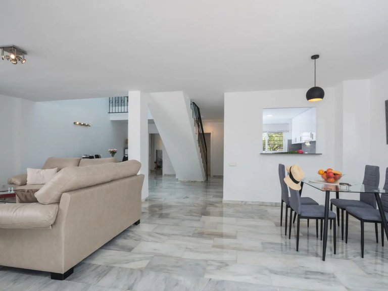 Town House for Sale in Atalaya, Malaga 4