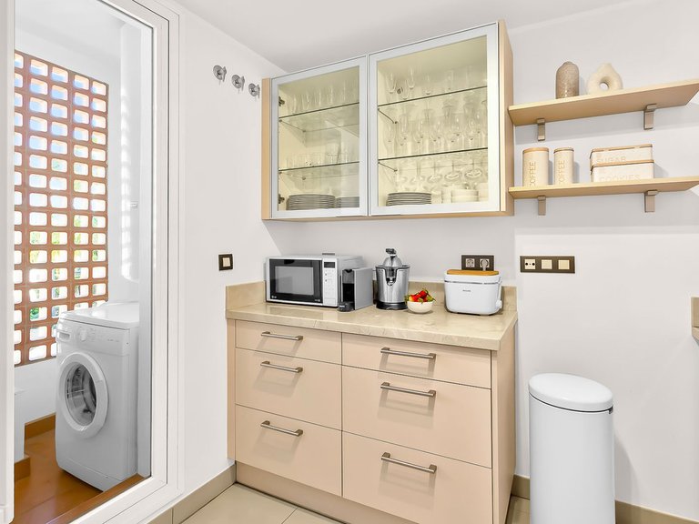 Apartment for Sale in New Golden Mile, Malaga 13