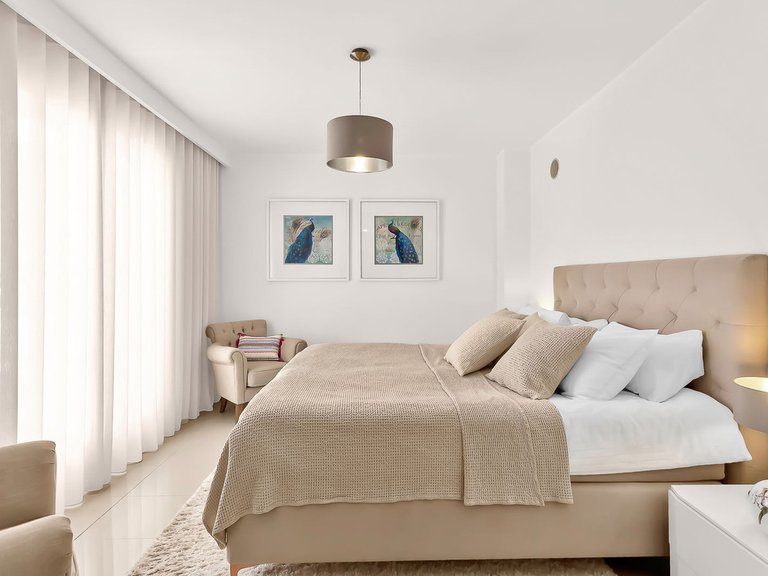 Apartment for Sale in New Golden Mile, Malaga 14
