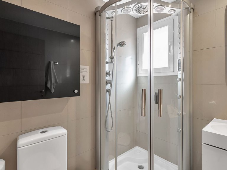 Apartment for Sale in New Golden Mile, Malaga 24