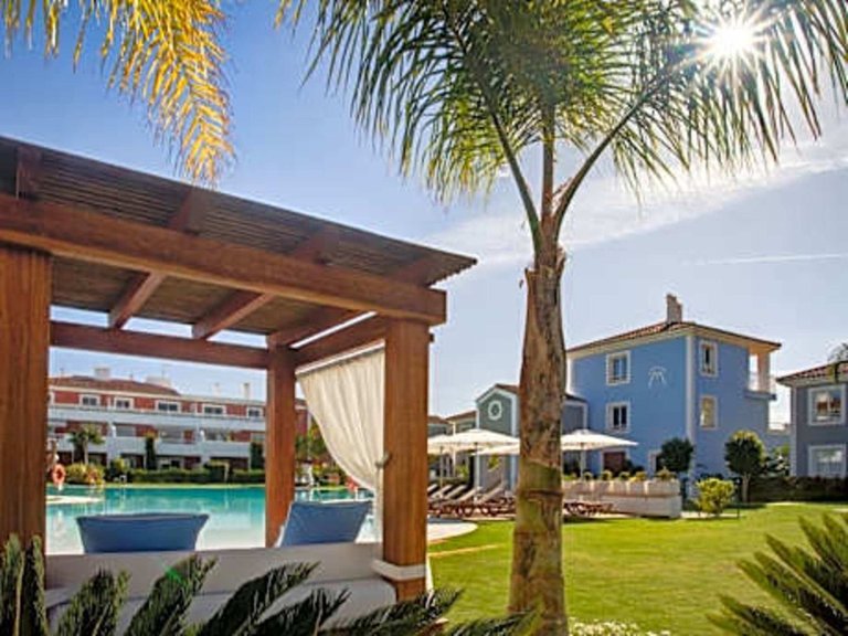 Apartment for Sale in New Golden Mile, Malaga 28
