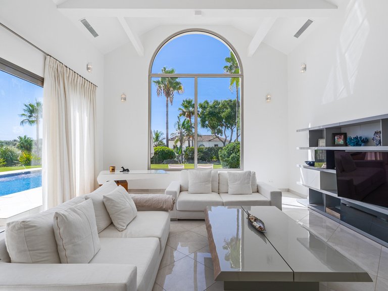 Villa for Sale in San Roque Club, Cadiz 1