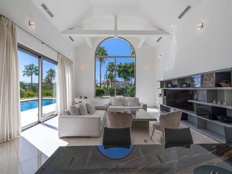 Villa for Sale in San Roque Club, Cadiz 18