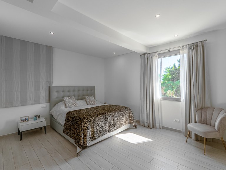 Villa for Sale in San Roque Club, Cadiz 25