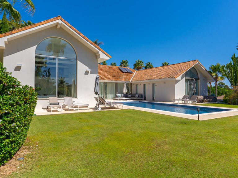 Villa for Sale in San Roque Club, Cadiz 3