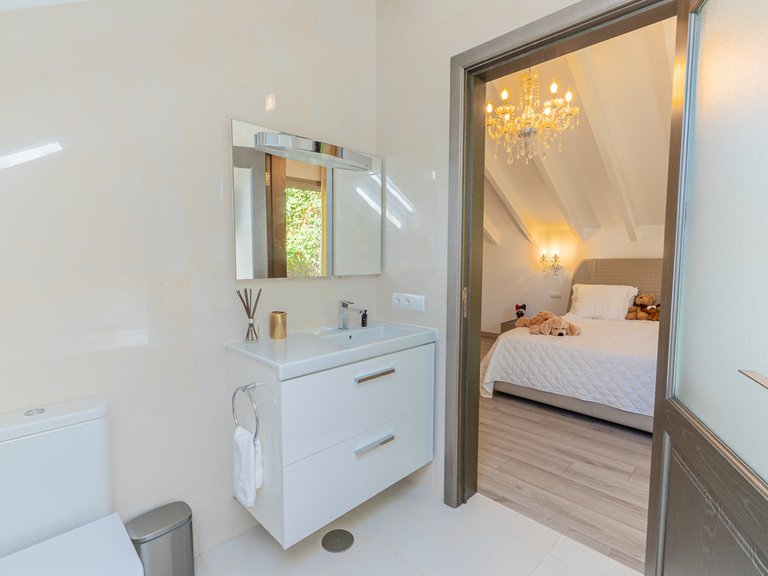 Villa for Sale in San Roque Club, Cadiz 35