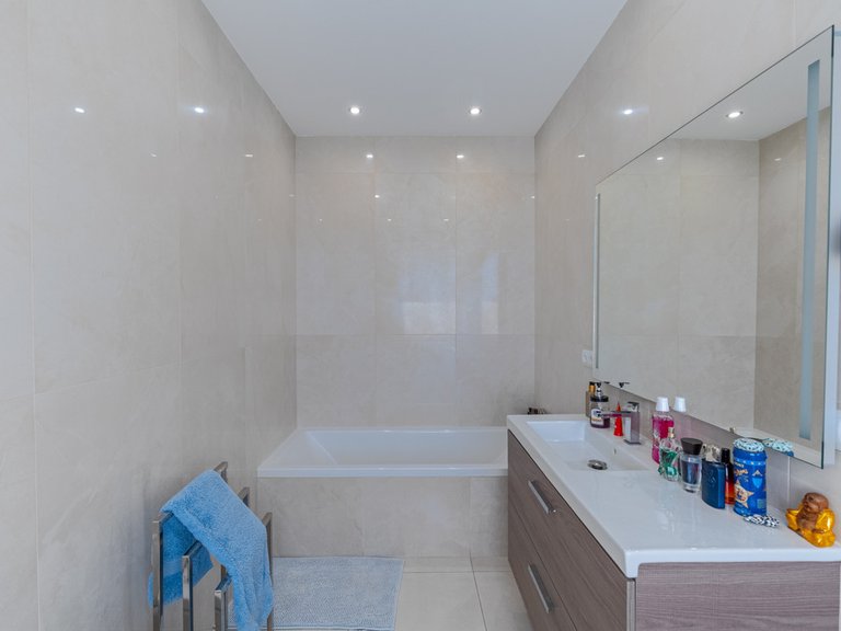 Villa for Sale in San Roque Club, Cadiz 44