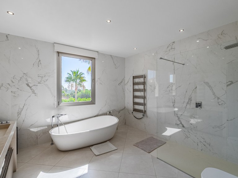 Villa for Sale in San Roque Club, Cadiz 46