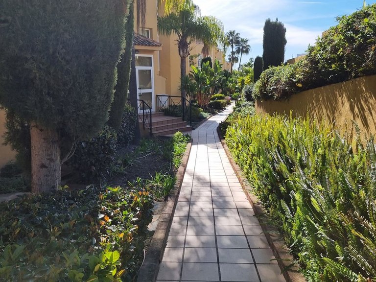 Apartment for Sale in Estepona, Malaga 40