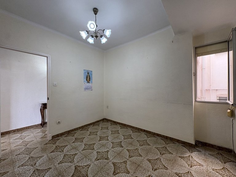 Apartment for Sale in Málaga Centro, Malaga 11