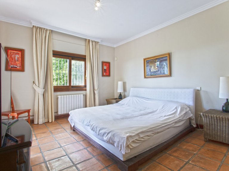 Villa for Sale in Nueva Andalucía, Malaga 10