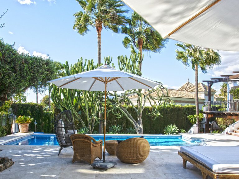 Villa for Sale in Nueva Andalucía, Malaga 2