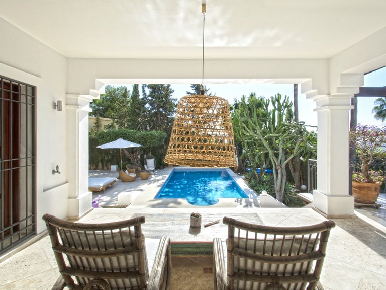 Villa for Sale in Nueva Andalucía, Malaga 25