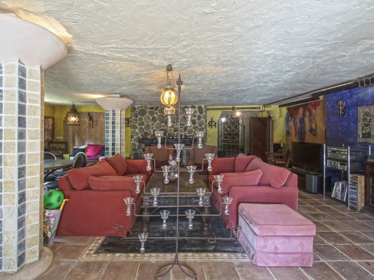 Villa for Sale in Nueva Andalucía, Malaga 30