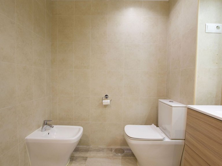 Apartment for Sale in Nueva Andalucía, Malaga 16
