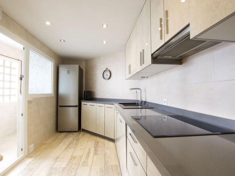Apartment for Sale in Nueva Andalucía, Malaga 20